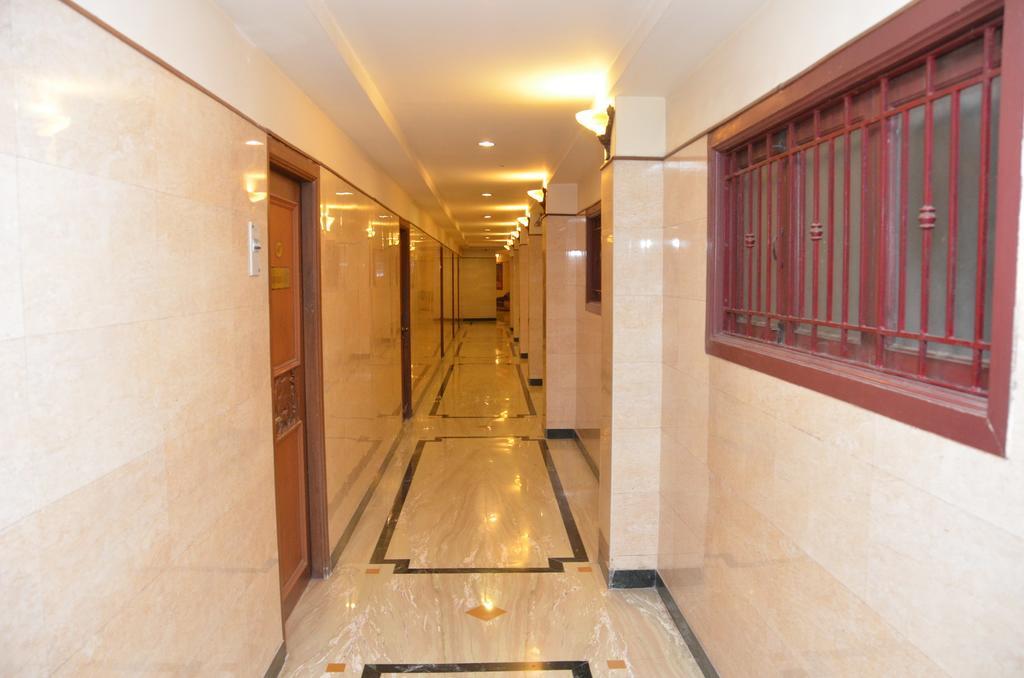 Hotel Raya'S Annexe-1 Кумбаконам Экстерьер фото